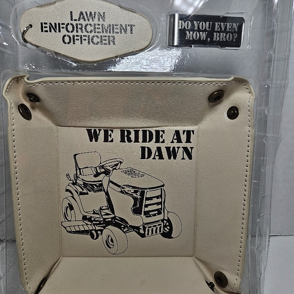 We Ride at Dawn Tray Set with Keychain and Money Clip - Picture 4 of 5